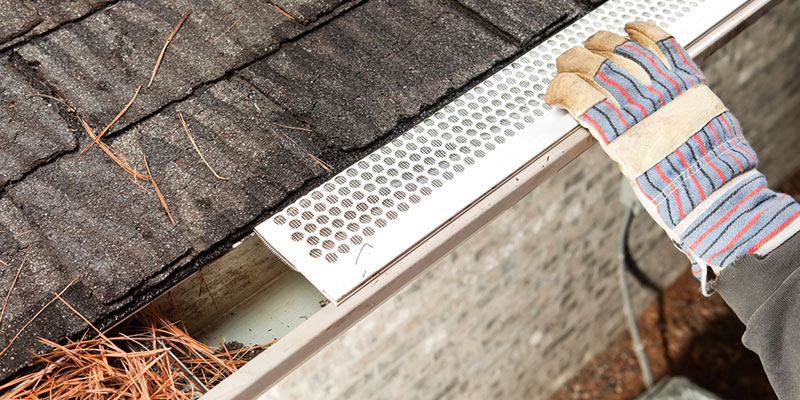 Rain Gutter Repair In Salt Lake City Utah In 2020 Gutter Repair Roofing Services Gutter